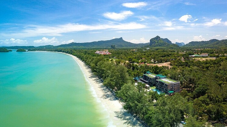 Maneetel Krabi Beachfront